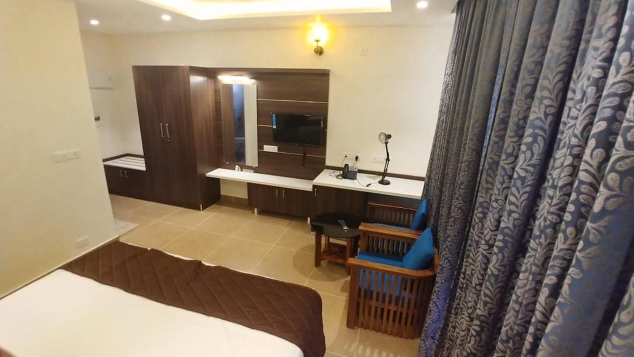 Mirth Hotels&Resorts Kanthalloor Exterior foto